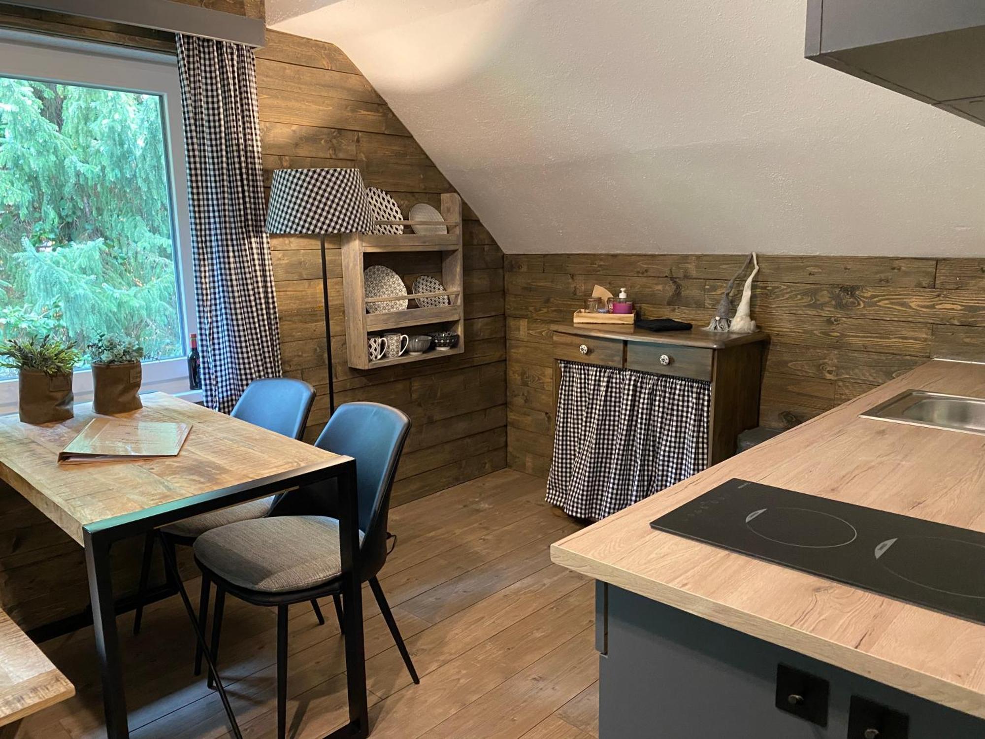 Appartement Felsblick Ferienhaus Fuenf Sinne Dobriach Luaran gambar